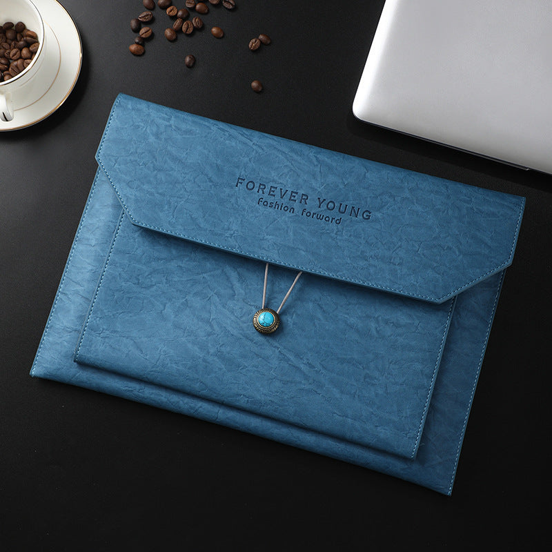 The Art of Understatement: Leveraging the Global Football Season for Premium Corporate Gifting in the UK